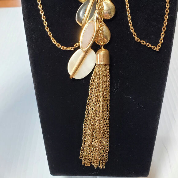 Vtg Statement Necklace Chain Tassel Dangle 16" Gold Tone Long Unsigned - Picture 4 of 5